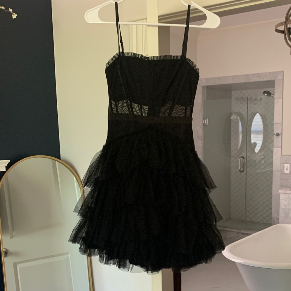 Elegant Black Tiered Prom Dress